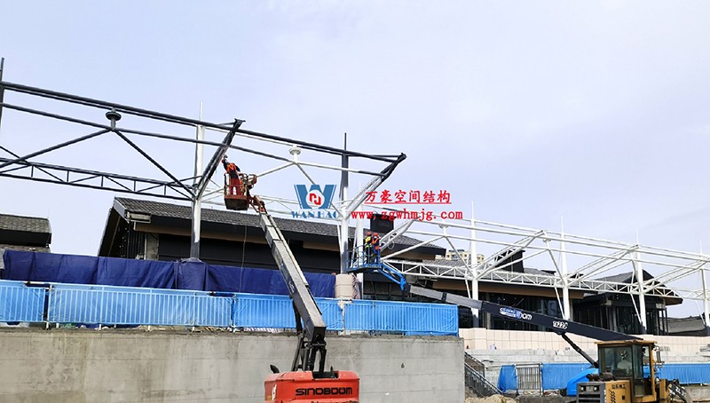 勞動最光榮，致敬一線工作者！