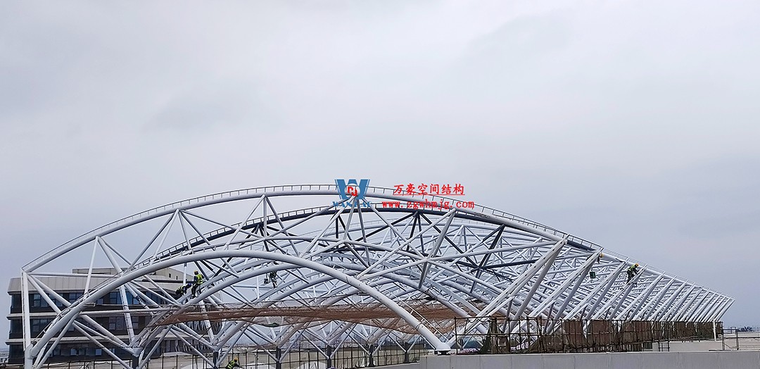 施工加速,這個PTFE膜結(jié)構(gòu)天幕即將完工! 施工加速,這個PTFE膜結(jié)構(gòu)天幕即將完工!