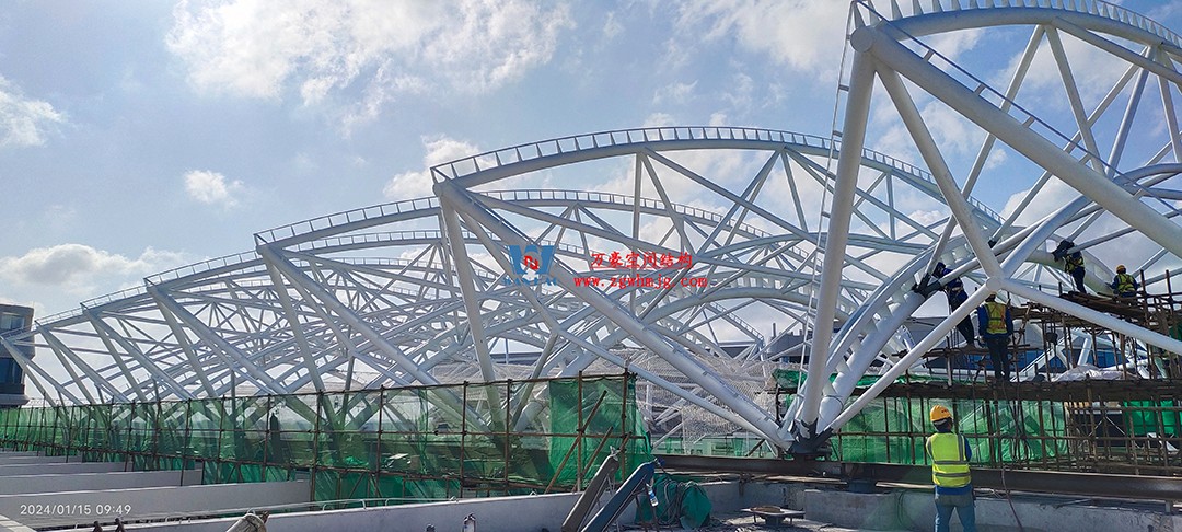 施工加速,這個PTFE膜結(jié)構(gòu)天幕即將完工! 施工加速,這個PTFE膜結(jié)構(gòu)天幕即將完工!
