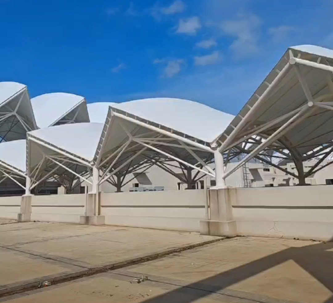 超強臺風"摩羯"狂嘯登陸,這個膜結構天幕經受嚴峻考驗! 超強臺風"摩羯"狂嘯登陸,這個膜結構天幕經受嚴峻考驗!