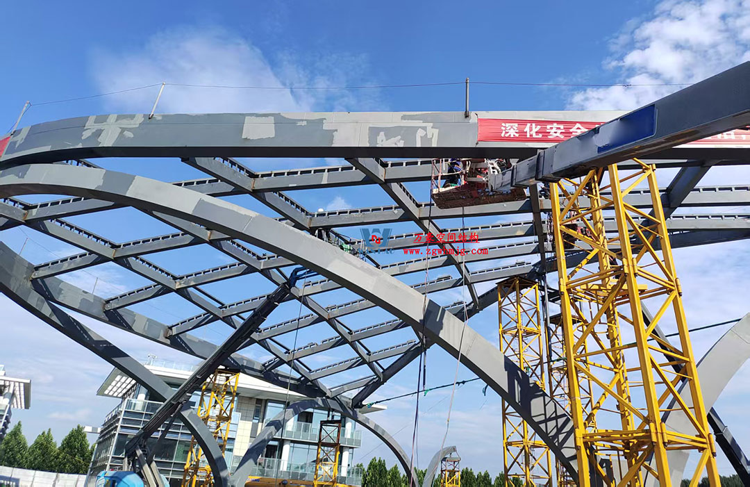 ETFE氣枕膜與雙曲面空間網(wǎng)殼結(jié)構(gòu)結(jié)合是什么樣?一起來一睹真容 ETFE氣枕膜與雙曲面空間網(wǎng)殼結(jié)構(gòu)結(jié)合是什么樣?一起來一睹真容