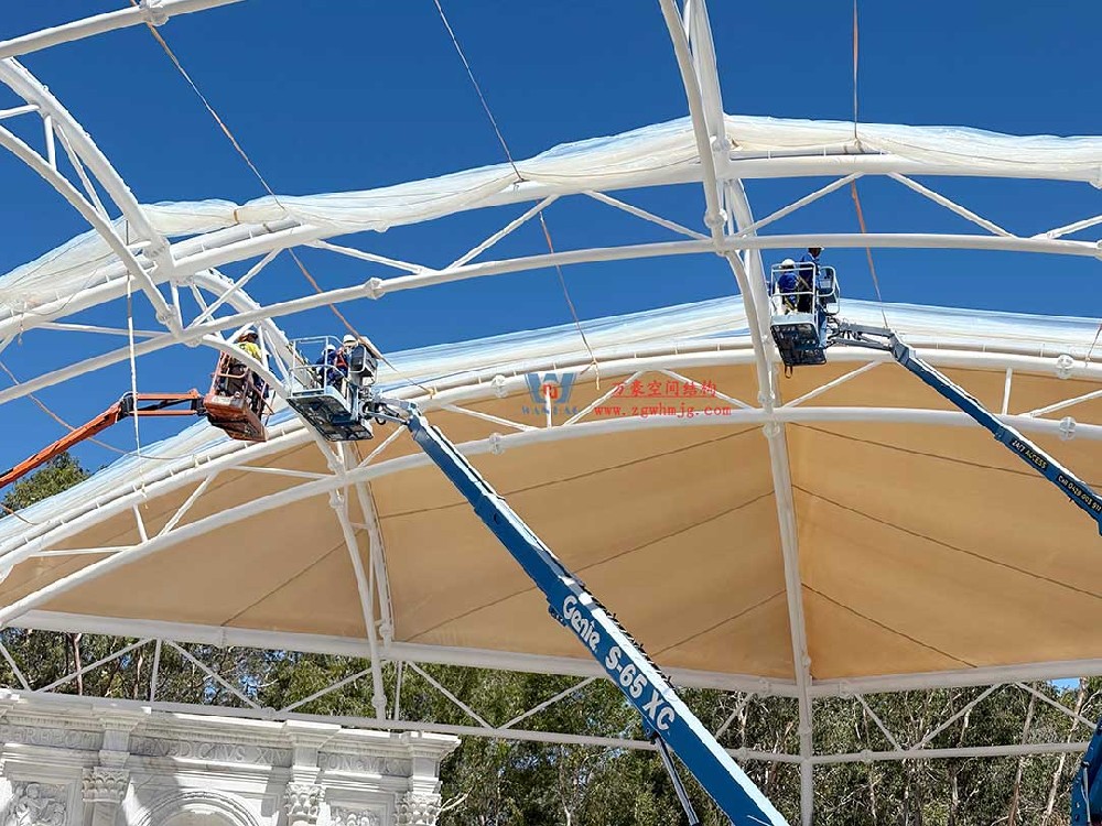 跨越山海的建筑新章！澳大利亞噴泉廣場(chǎng)天幕火熱建設(shè)中