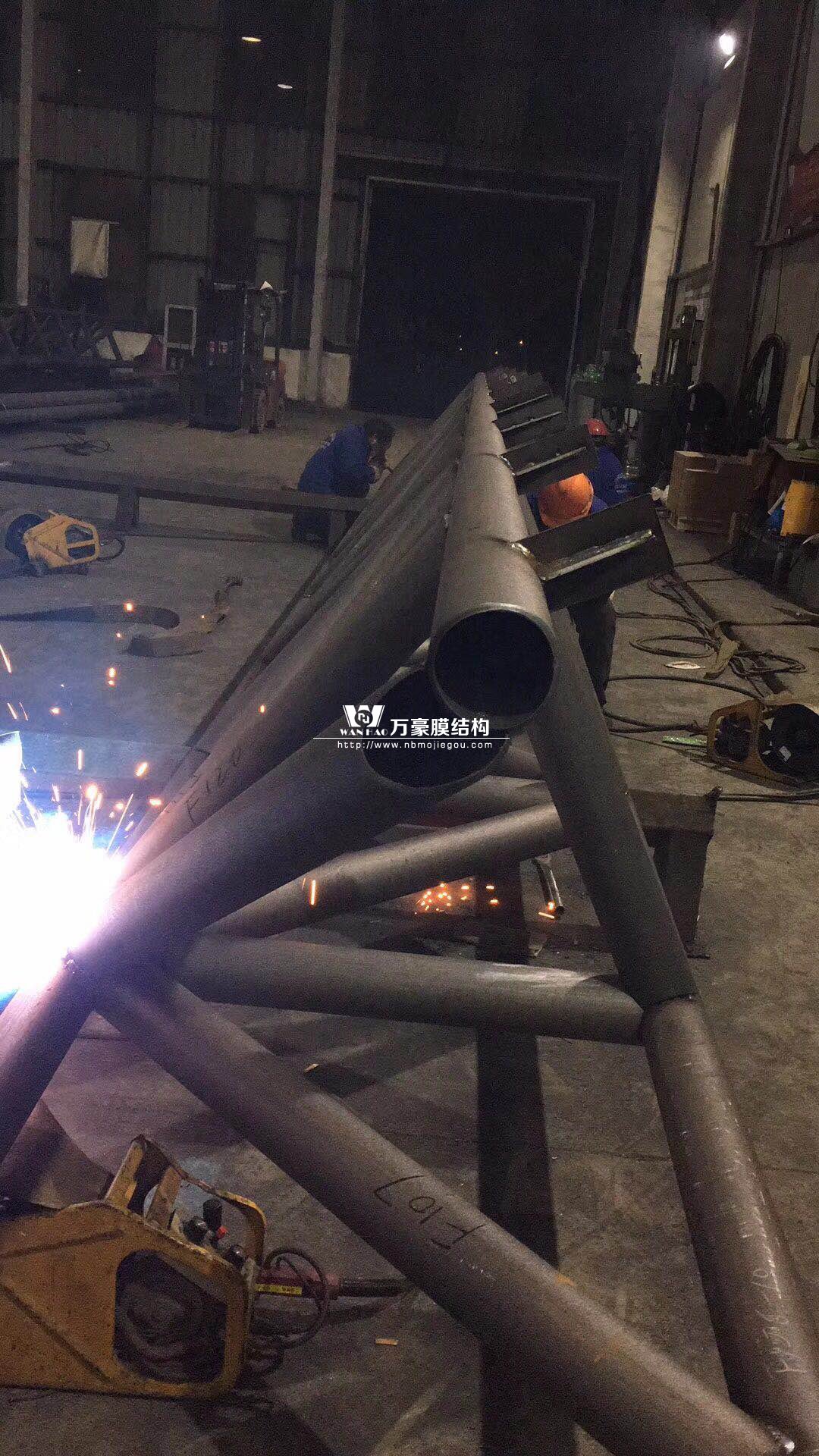 空間鋼結構加工